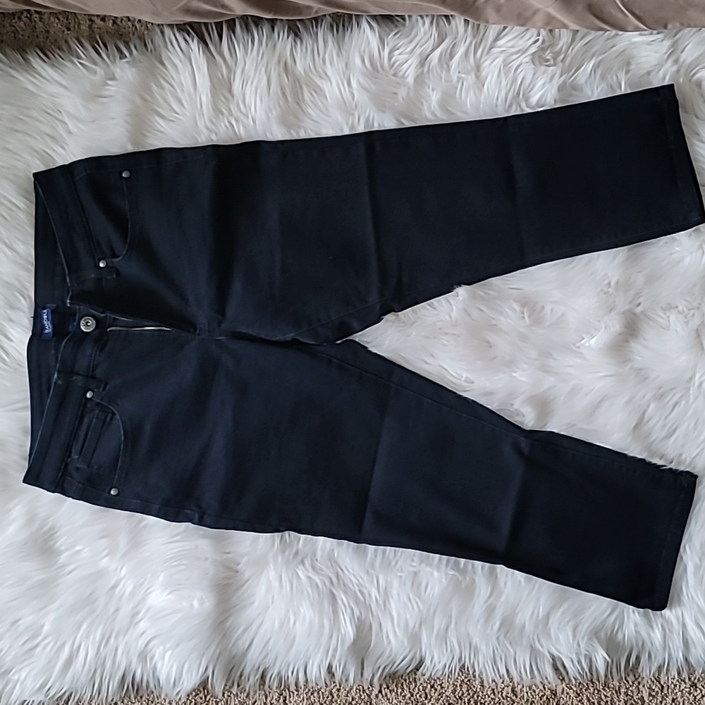Bandolino ankle length jeans size 10